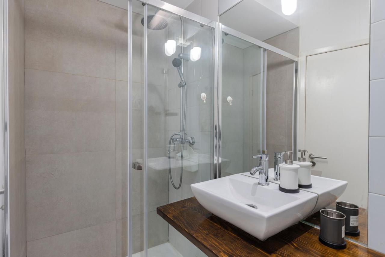 Traditional Alfama Apartment By Lovelystay Lissabon Buitenkant foto