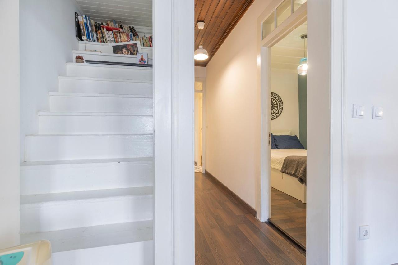 Traditional Alfama Apartment By Lovelystay Lissabon Buitenkant foto